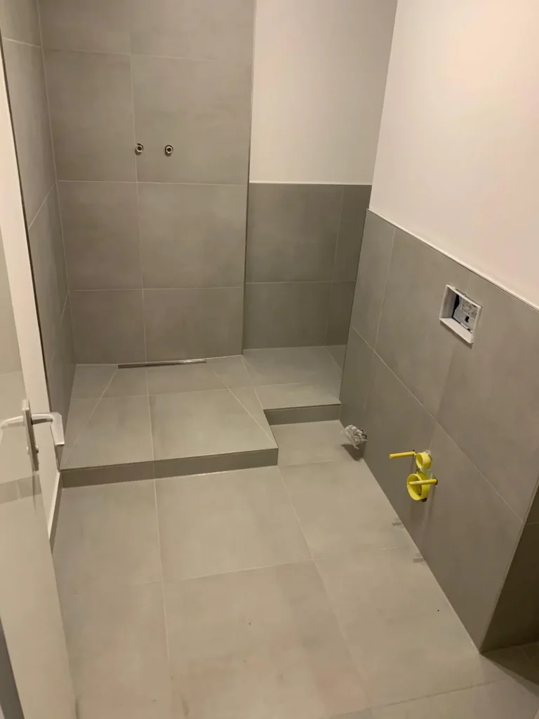 Badsanierung Oberföhring – Badezimmer Renovierung JoMa Bau GmbH