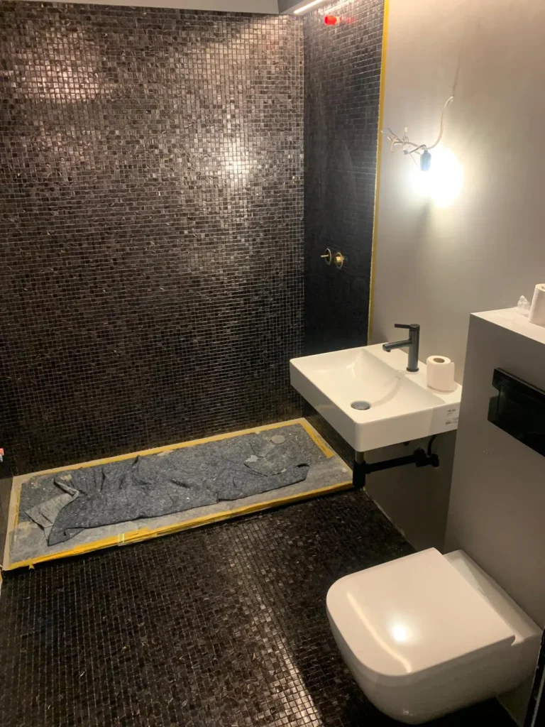 Badsanierung Oberfoehring – Badezimmer Projekt JoMa Bau GmbH