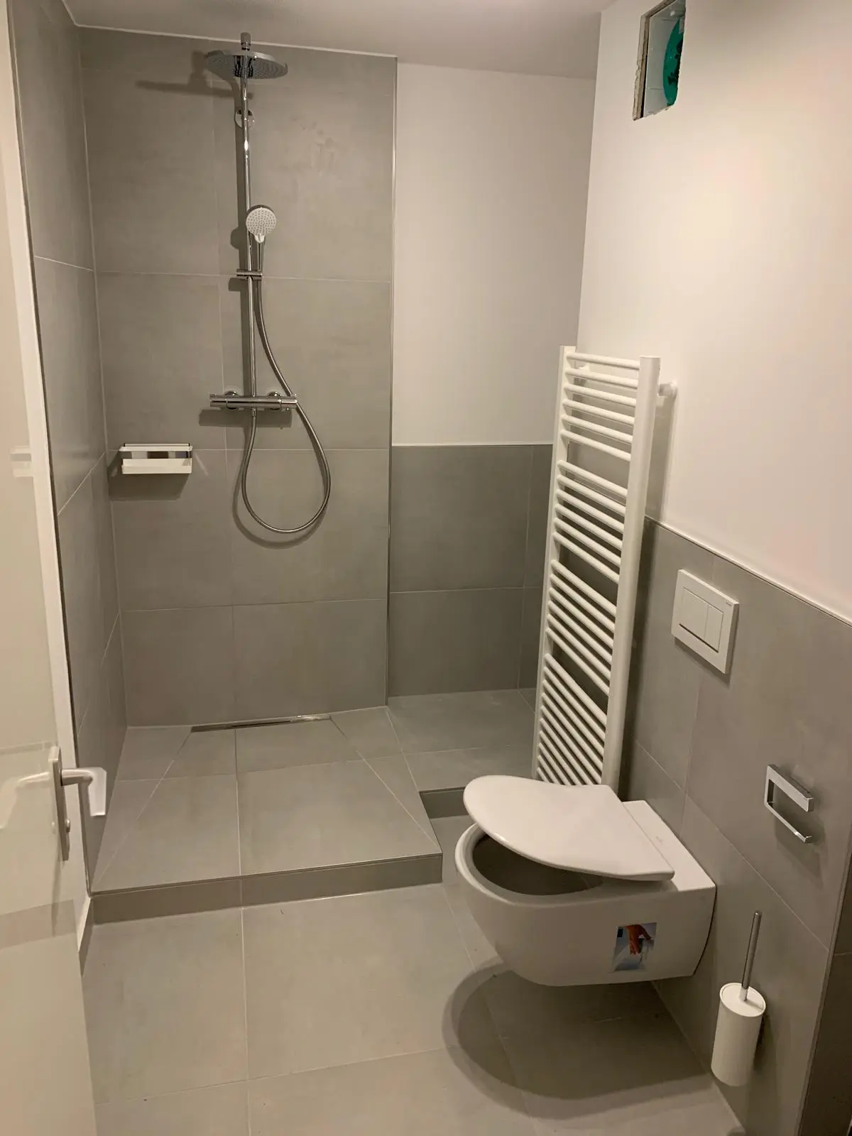 Badsanierung Oberföhring – Badezimmer Renovierung JoMa Bau GmbH